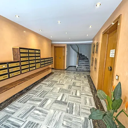 Center Massena 公寓